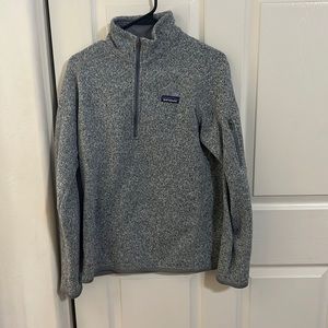 LIKE NEW Grey Patagonia 1/4 zip jacket